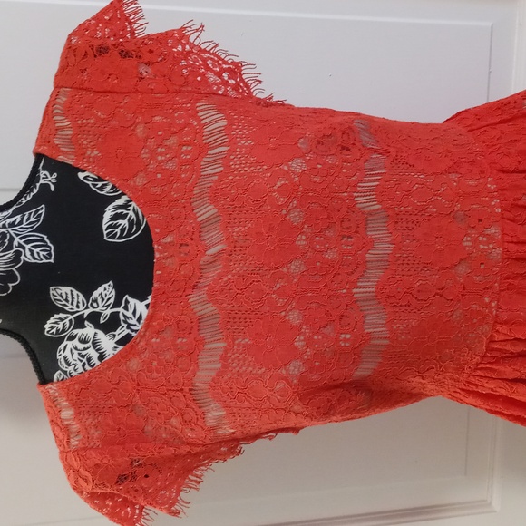 🧡Maeve🧡 - Red-Orange Lace S/S Peplum Top - Picture 4 of 12
